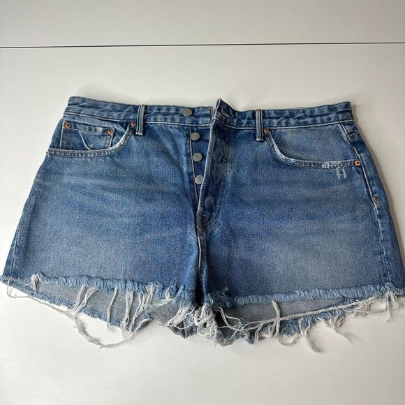 GRLFRND Cindy Button Fly High Rise Medium Blue Wash CutOff Jean Short Raw Hem 32 - Picture 3 of 15